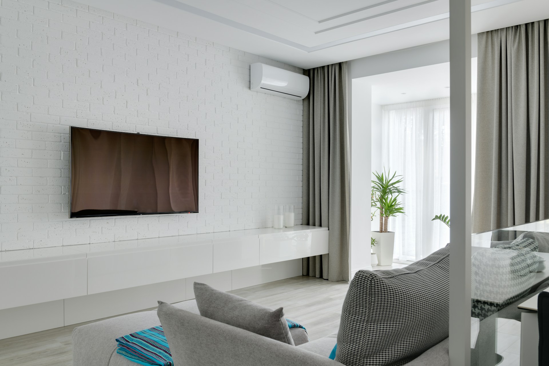 AC